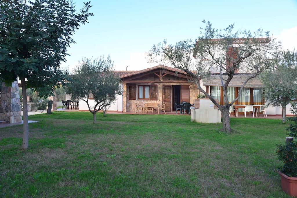 Apartament Oleandro Lotzorai Pokój zdjęcie