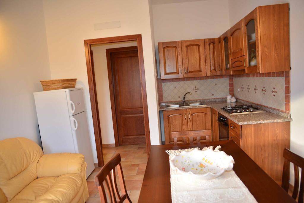 Apartament Oleandro Lotzorai Pokój zdjęcie