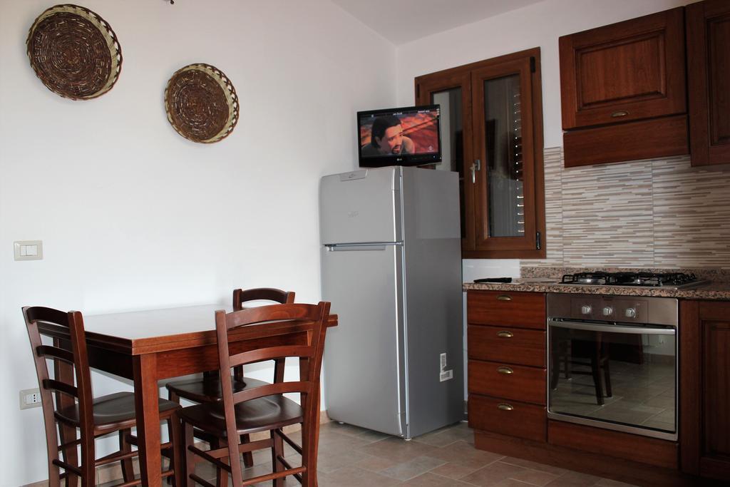 Apartament Oleandro Lotzorai Zewnętrze zdjęcie
