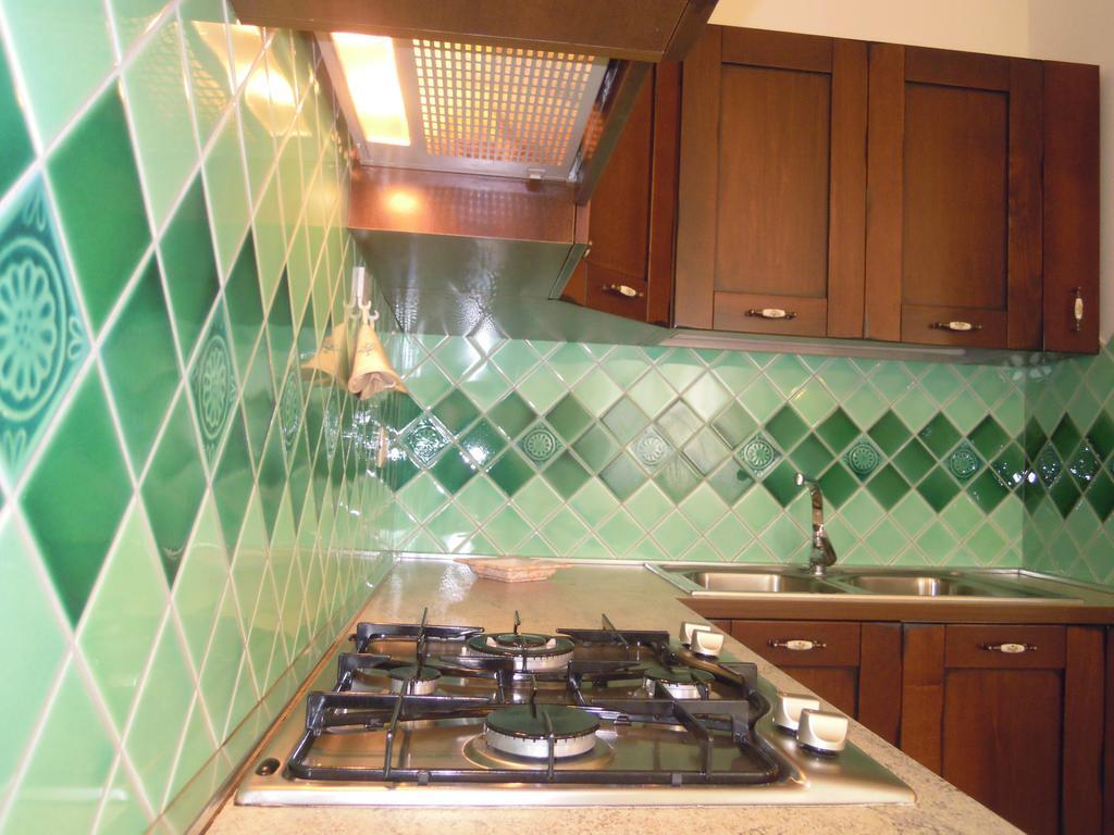 Apartament Oleandro Lotzorai Zewnętrze zdjęcie